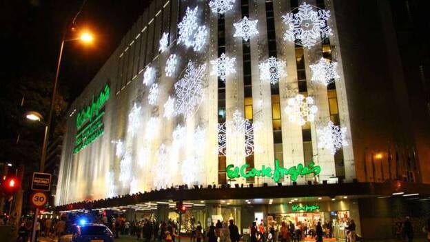 El Corte Inglés se ilumina por Navidad