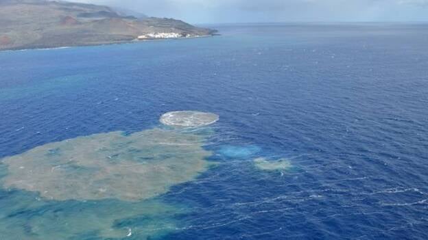Las propiedades del agua en torno al volcán herreño continúan anómalas