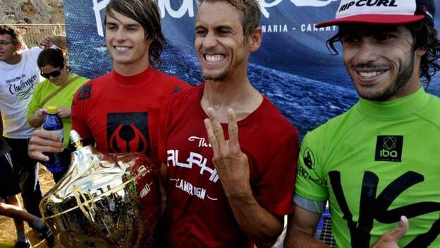 Jeff Hubbard se alza en El Frontón de Gáldar con el título de campeón mundial de Bodyboard 2012