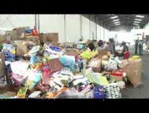 Juguetes y alimentos para la Casa de Galicia