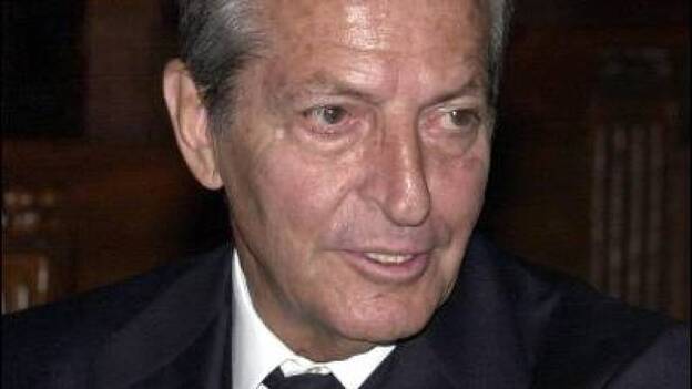 Adolfo Suárez, dado de alta tras someterse a pruebas médicas en el hospital