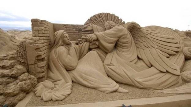 Cruz Roja y Asociación contra el Cáncer reciben 12.000 euros del Belén de Arena de Las Canteras