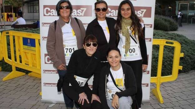 Photocall de CANARIAS7 en la carrera solidaria (I)