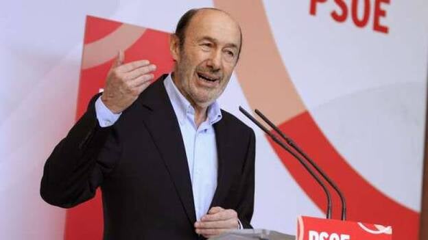 Rubalcaba advierte que el PSOE llevará su oposición a la Ley Wert a la calle