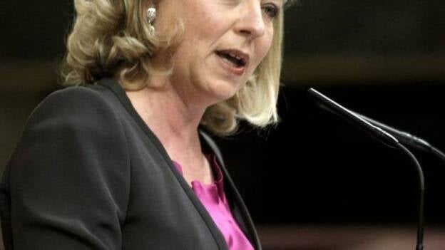 Oramas (CC) pide a Rajoy que cambie, abandone la soledad y retome el diálogo