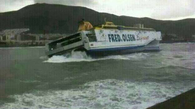 Fred Olsen confía reanudar servicio entre Tenerife y Gran Canaria a las 13.00 horas