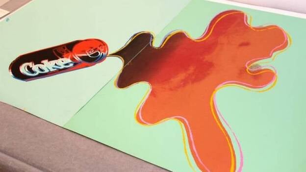 La subasta por internet de obras de Warhol obtiene 2,3 millones de dólares