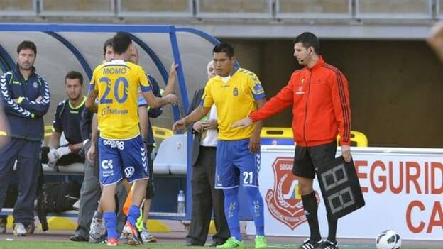 Momo, un relevo recurrente en la rutina de Sergio Lobera