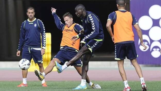 La UD prepara el partido ante el Xerez
