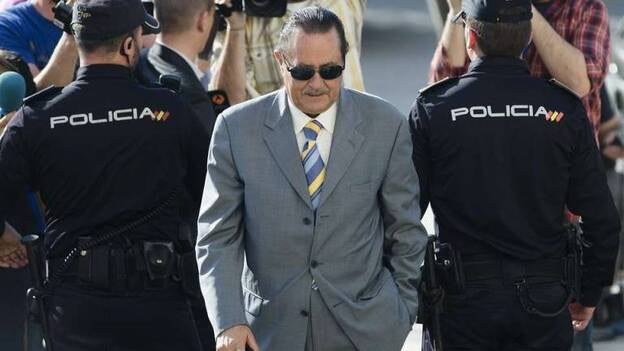 Julián Muñoz está ya en una cárcel de Madrid y declarará este jueves en la Audiencia