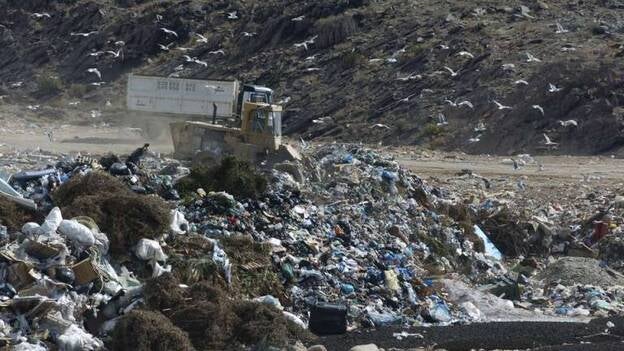 El TSJC obliga a paralizar las obras del complejo ambiental de Juan Grande