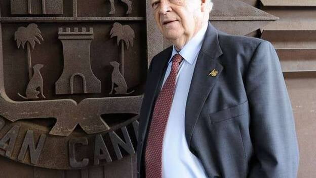 Marrero Portugués: "Me reafirmo en negar el pase a parejas gais, es tradición"