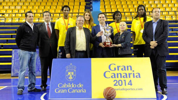 Lucas Bravo de Laguna: «Hay que apoyar al mejor club femenino de España»