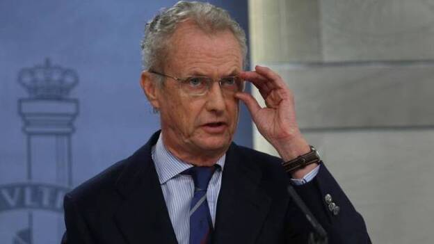 Morenés lamenta se use la defensa nacional y ejércitos con fines políticos