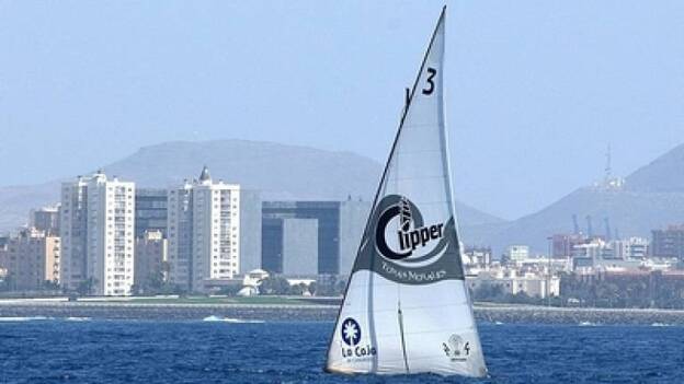 El Poeta Tomás Morales Clipper, vencedor del concurso del Cabildo