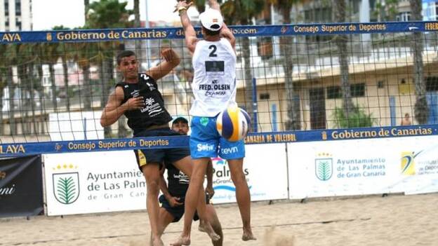 Kevin Medina y Kako Hernández se imponen en Las Alcaravaneras