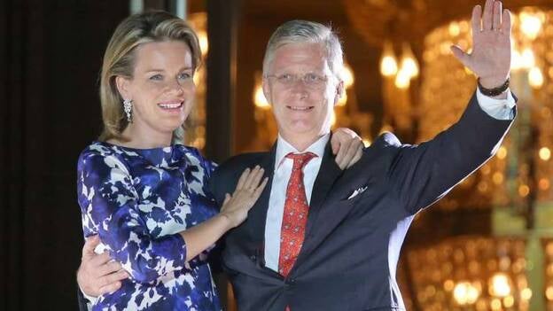 Primer día de reinado de Felipe y Matilde