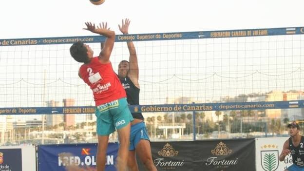 Adrián-Iván y Miriam-Thailie triunfan en Las Alcaravaneras