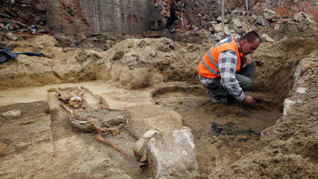 Desvelado el misterio del cementerio polaco de "vampiros" de Gliwice