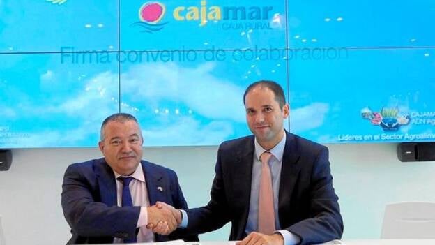 Caja Rural impulsa el sector platanero con Asprocan