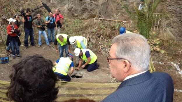 Bravo afirma que la apertura del pozo de Tenoya es "un acto de justicia"