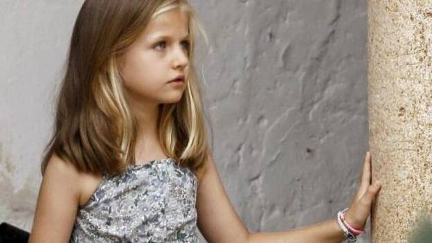 La infanta Leonor cumple ocho años en vísperas del 75 aniversario de la Reina