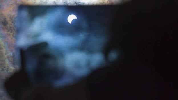 Eclipse híbrido de sol desde Arinaga