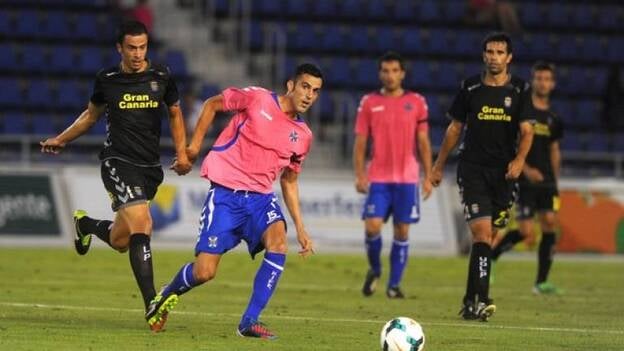 La Liga desoye al Tenerife, el derbi se juega el día 4