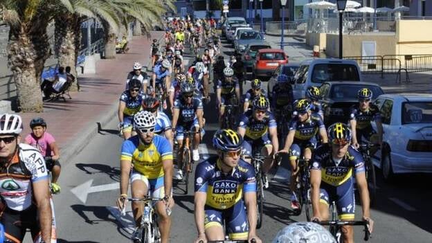 Contados ilumina Mogán