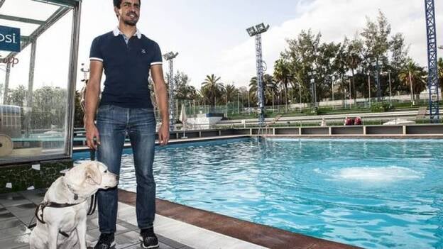 Enhamed: «Soy feliz ayudando a la gente, la piscina se me quedó pequeña»