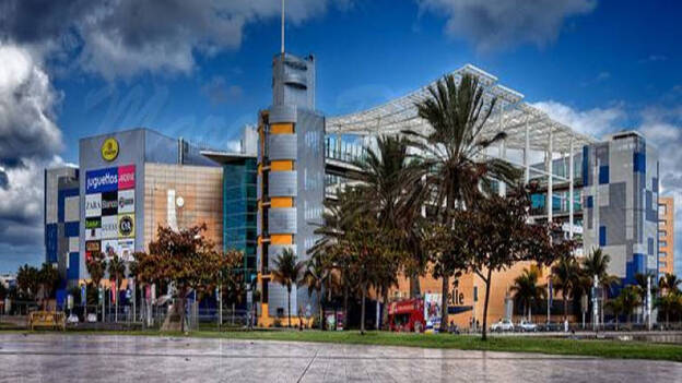 Ultiman los trámites para que Mesa y López y los centros comerciales abran festivos