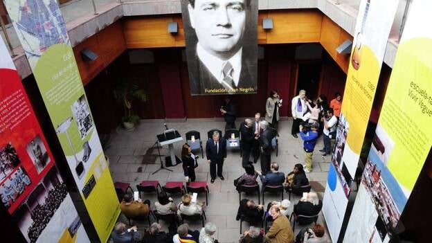 Acto de apertura de la Fundación Juan Negrín