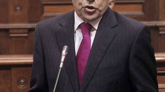 Rivero dice que consultar es buena forma comenzar a ganar la confianza de los ciudadanos