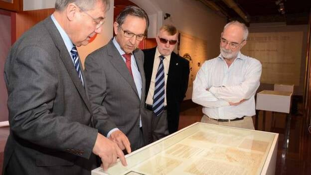 Antonio Castro visita la nueva sede de la Fundación Juan Negrín