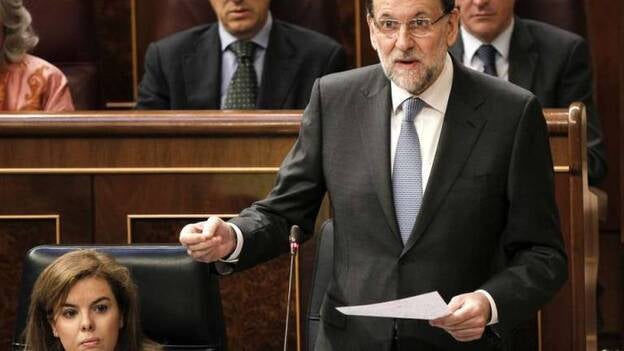 Rajoy: "Ahora toca" bajar los impuestos y favorecer las familias y el ahorro