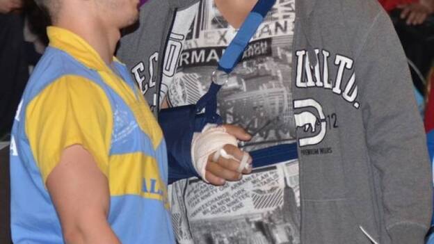 La lesión de Juan Espino obliga a aplazar el combate en Gran Canaria