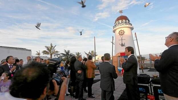 Prohíben la suelta masiva de palomas para evitar percances en el aeropuerto