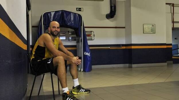 Xavi Rey se pierde el derbi