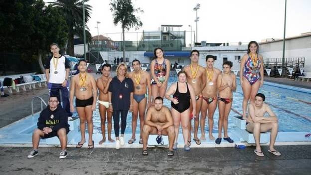 El CN Las Palmas se luce en Almería