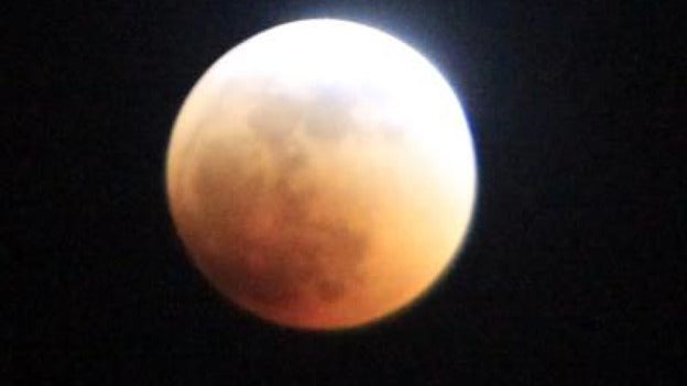 Astrónomos coordinados por IAC retransmitirán el eclipse de Luna desde Perú