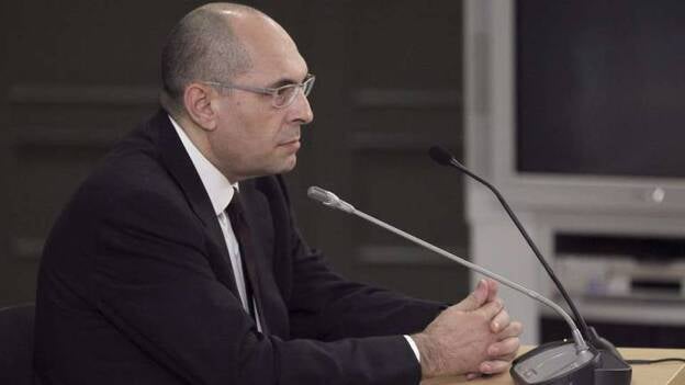 El TSJM rechaza "injustificable" la renuncia del abogado de Silva y continúa el juicio