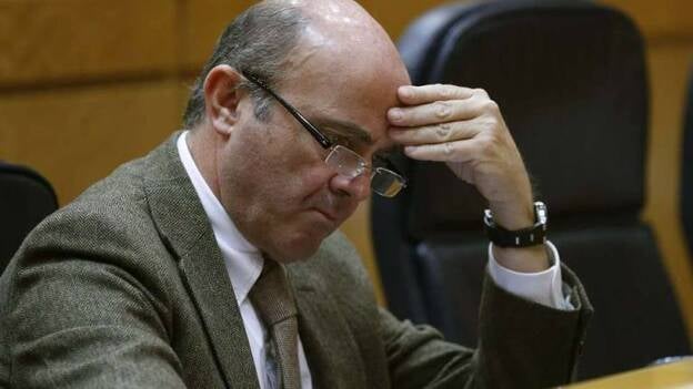 De Guindos dice que la economía crecerá un 1,5 % en 2014 y 2015 de media