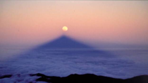 La sombra del Teide se alineará este miércoles con la Luna llena
