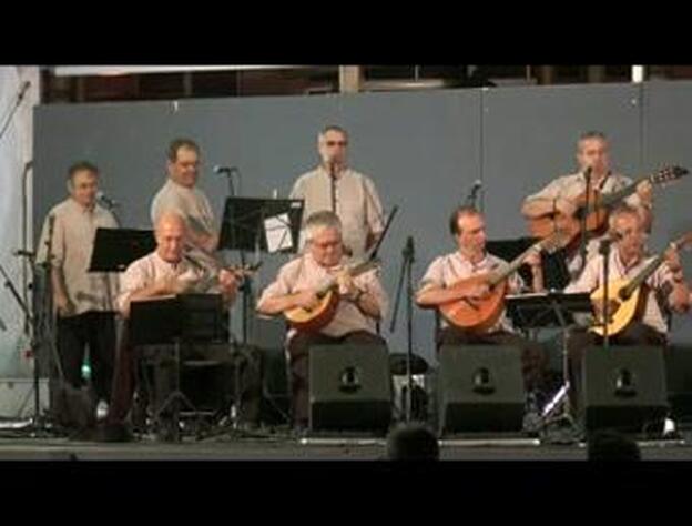 Achamán, Son Gomero y Parranda Chigadá en concierto por el Día de Canarias