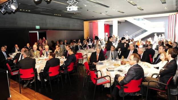 Conferencia de Luis Ibarra