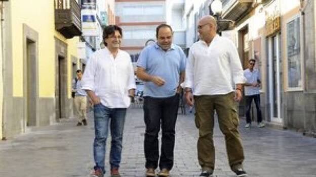 Viaje a los 50 con la perra chona