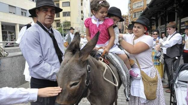 El paseo romero toma la capital grancanaria