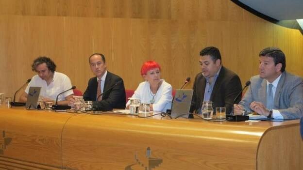 Arrecife de las Músicas comienza con la Gran Canaria Big Band y la música de JAR