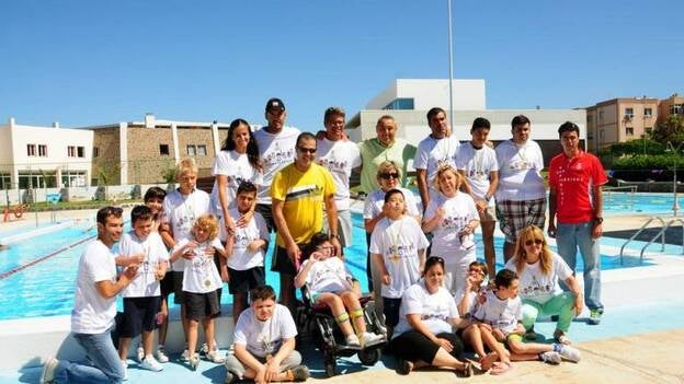Clausura del curso de natación escolar adaptada