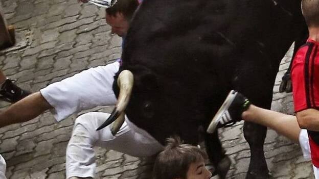 Tercer encierro largo y muy peligroso